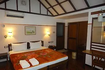 Vedic Village Resorts Kochi 3*,